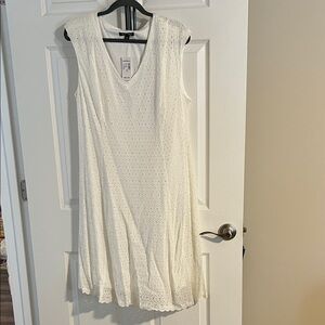 NWT Elegant White Sleeveless Dress